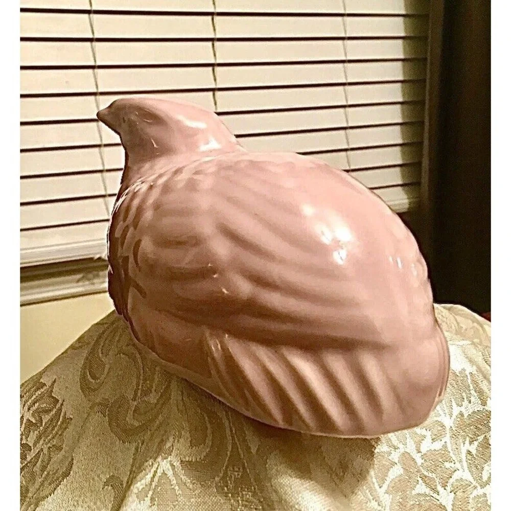 Beautiful Vanguard Accents Pink Quail Bird Figurine USA #103
